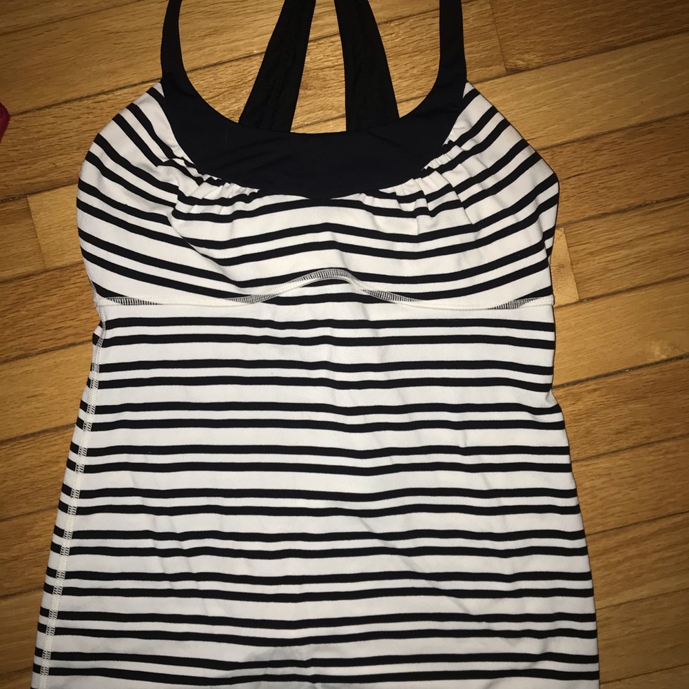 Lululemon tank